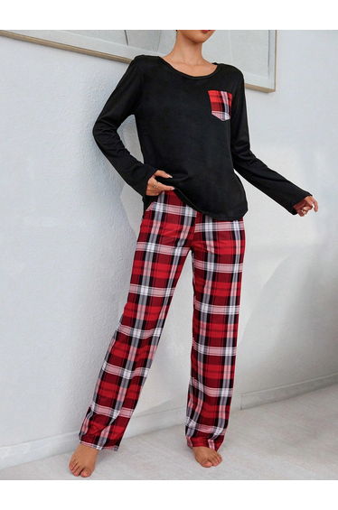 Pocket Detail Round Neck T-Shirt and Pyjama Set