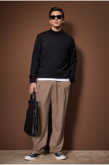 Black relaxed fit crew neck plain sweater