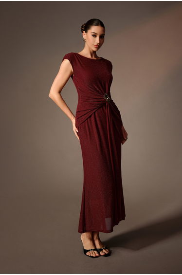 Classic Allure Burgundy Cap Sleeve Metal Brooch Maxi Dress