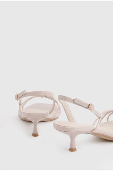 صندل بوهو باللون البيج