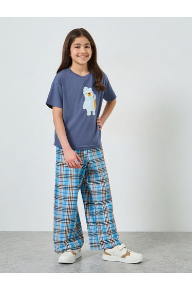 Teen Girls Printed T-Shirt and Checked Pants Set