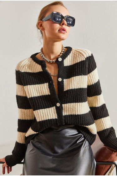 Women's Striped Buttoned Knitwear Cardigan