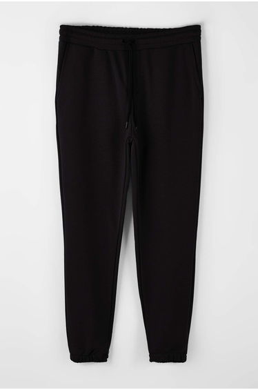 Black regular/normal cut back pocket top label detailed rubber leg tracksuit
