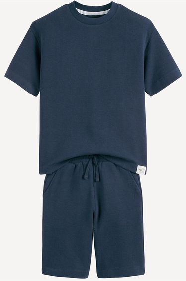 T-Shirt and Shorts Set in Waffle Weave