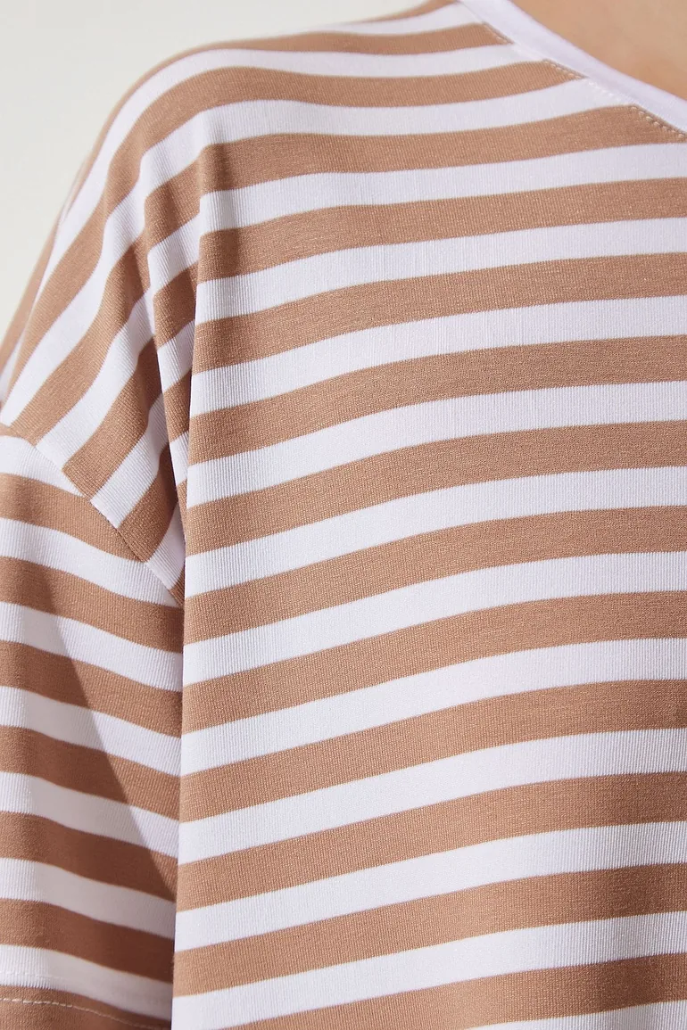 Women's Biscuit Crew Neck Striped Oversize Knitted T-Shirt - 5