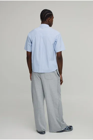 بنطلون رياضة بوهو مان رمادي بقصة عريضة