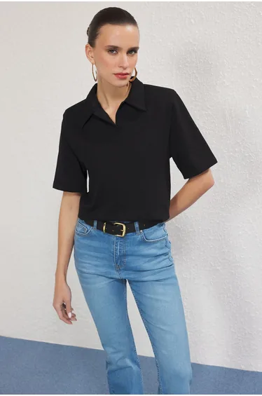 تيشيرت قطن بياقة بولو - أسود مبطن