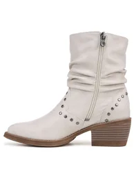 بوت بلوفيش ماليبو باللون الكريمي - 2