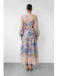 فستان سانفير شيفون ماكسي على شكل حرف A بأكمام طويلة بطبعة أزهار - 3