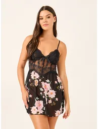 لانجري طقم باللون الأسود - 1