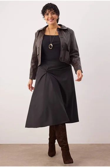 Black knitted maxi skirt with knot detail in plus size