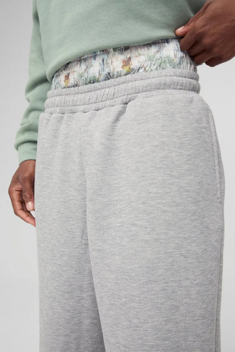 بنطلون رياضي بأرجل عريضة بطبعة - رمادي - 2