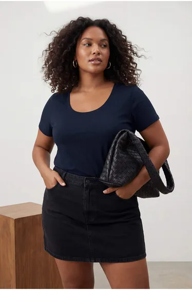 Navy Blue Pool Collar Camisole Basic Knitted Plus Size Blouse
