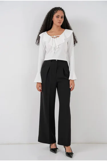 BDART Frilly V-Neck Crop Blouse