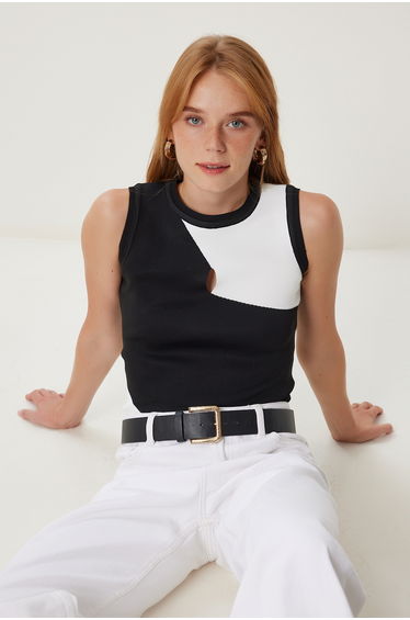 Women's Black and White Contrast Colored Flexible Knit Blouse