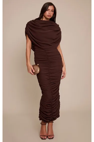 فستان بريتي ليتل ثينق شيفون بني ماكسي بقصة مستقيمة