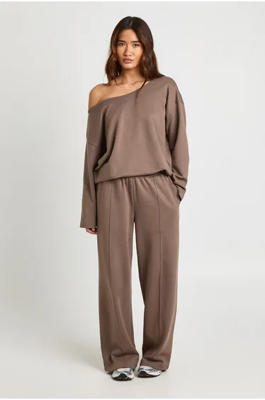 سويتشيرت بوهو بأكمام طويلة