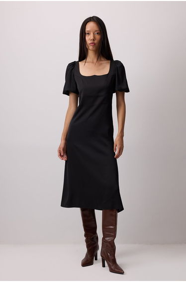 SHORT SLEEVE DRESS WITH SHORT SHOULDER SHIRT