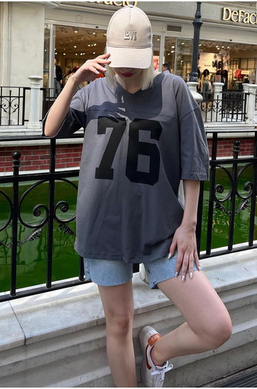 Smoked Printed V-Neck Overfit T-Shirt
