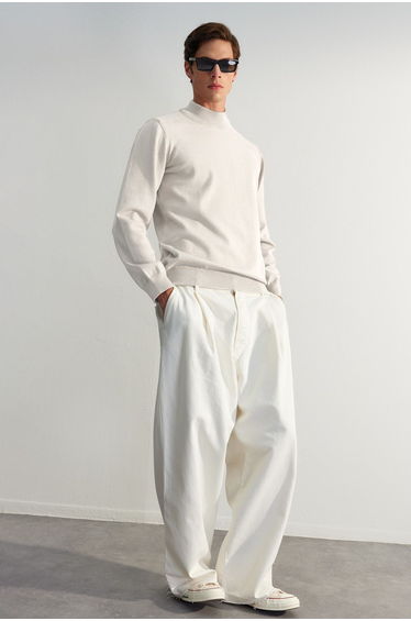 Ecru Regular Half Turtleneck Plain Knitwear Sweater