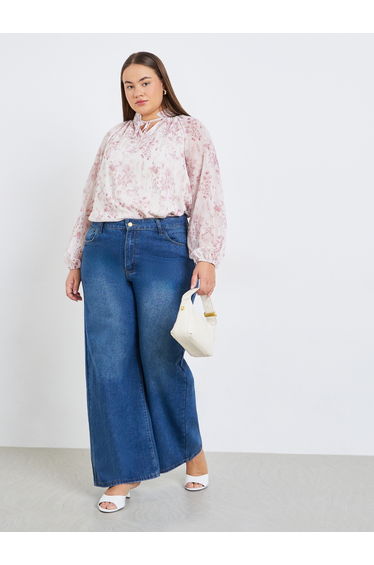 Plus Size Women Floral Print Blouse with Tie Neck