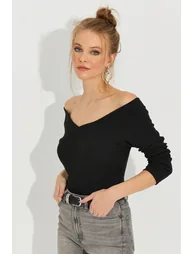 Women's Black Camisole Blouse - 6