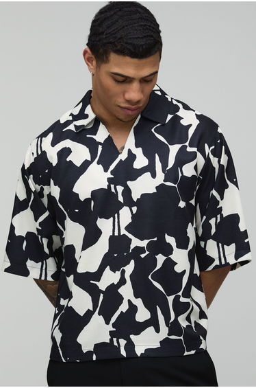 Abstract Print Boxy V-Neck Polo - black