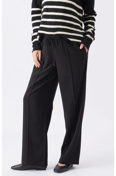 Alexa Pull-On Pant (Black)