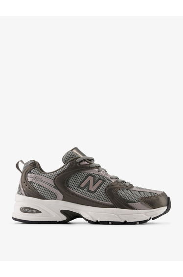 530 Sneakers