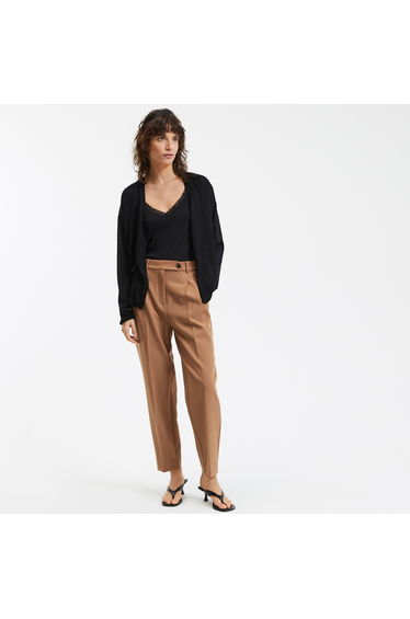 Fine Knit Buttoned Cardigan with V-Neck