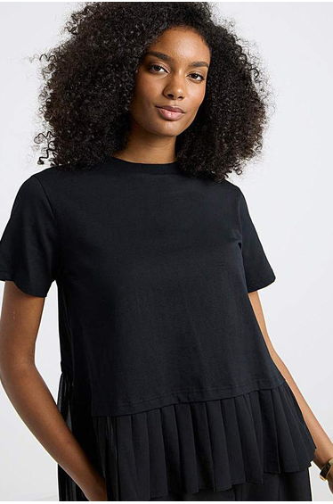 T-Shirt with Pleated Back