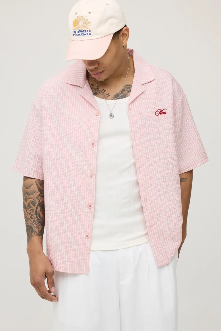 قميص نص كم بتصميم واسع بقماش شاشي بتطريز - زهري