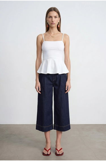 DILVIN Fitted Square-neck Frilly Cami Top