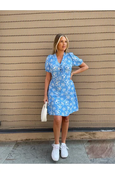 فستان قصير برباط