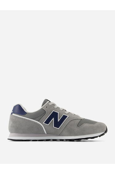 373 Sneakers