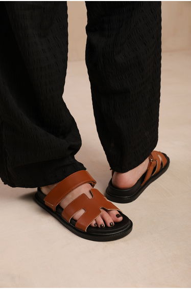 ADAGIO STRAPPY SANDALS IN TAN FAUX LEATHER