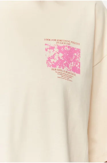 تيشيرت بتصميم واسع