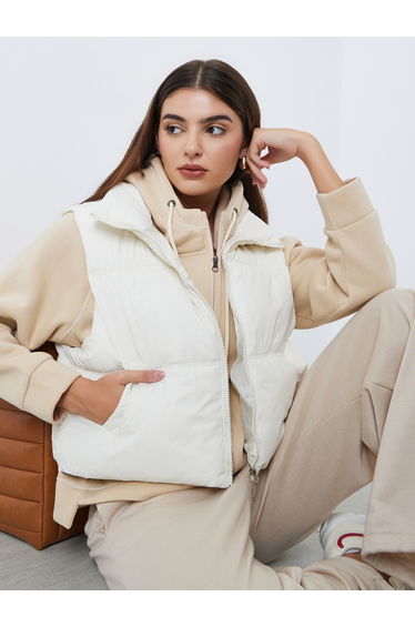 Off White Regular Fit Crop Padded Jacket