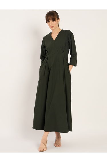 V-Neck Pleated A-Line Maxi Dress with Pockets Detail