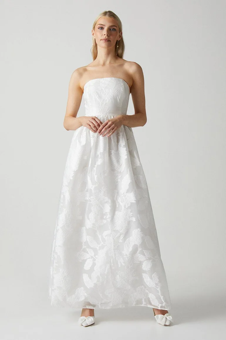 Shop Bandeau A-line Organza Jacquard Maxi Dress Online in Iraq Shop Bandeau A-line Organza Jacquard Maxi Dress Online in Iraq