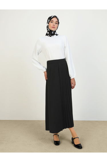 Off White Solid Balloon Sleeve Blouse