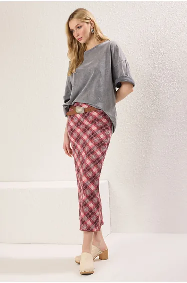 تنورة محبوكة إستريتش بطبعة بألوان متعددة