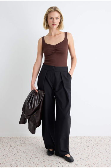 Brown Plain Fitted/V-Neck Sleeveless Drawstring Detailed Ribbed Knitted Undershirt product thumbnail 2
