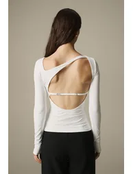 Backless Blouse - 4