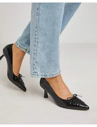 Lace Front Pointy Toe Court Shoe ExWide