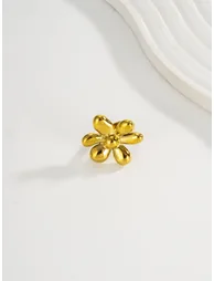 Women Gold Floral Design Ring - 2