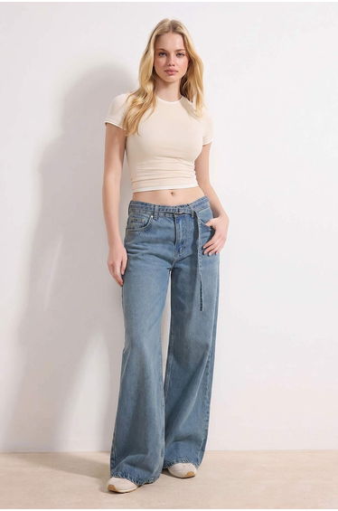 Blue High Waist Jeans product thumbnail 2