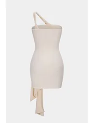 فستان قصير مزموم بتصميم ملتف بربطة بكتف واحد بلا أكمام - 5