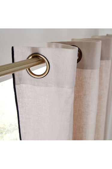 Lincot Metal Eyelet Curtain product thumbnail 2