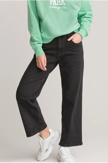 Mid Rise Flared Jeans